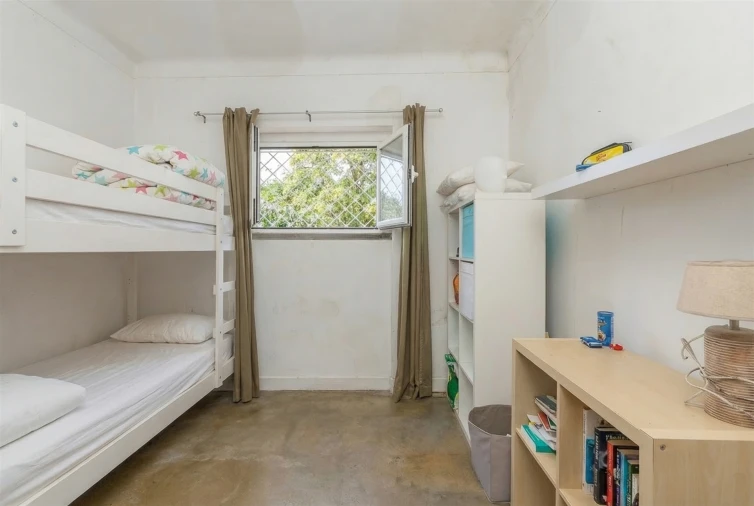 Moradia T5 para Venda em Colares Foto 14