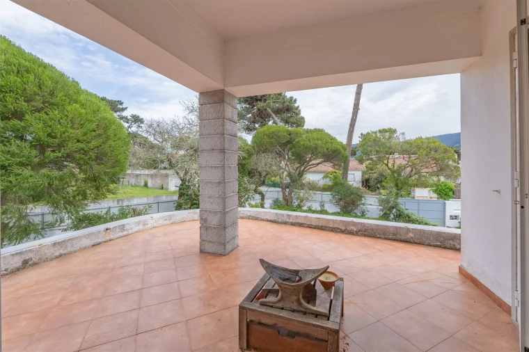 Moradia T5 para Venda em Colares Foto 25