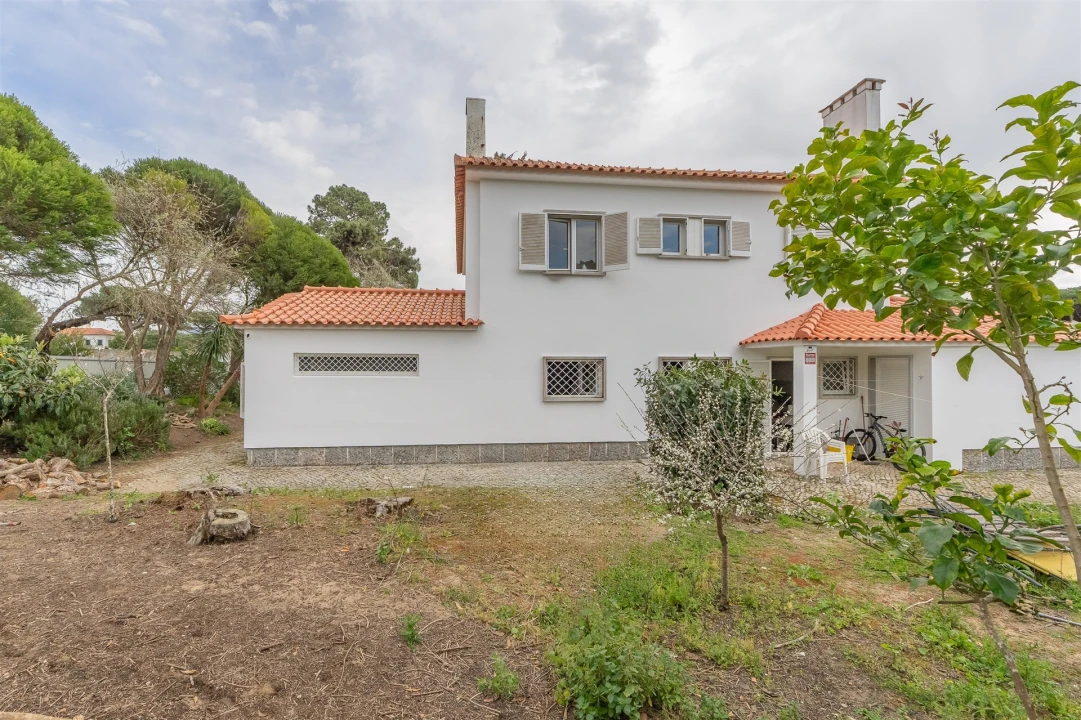 Moradia T5 para Venda em Colares Foto 29