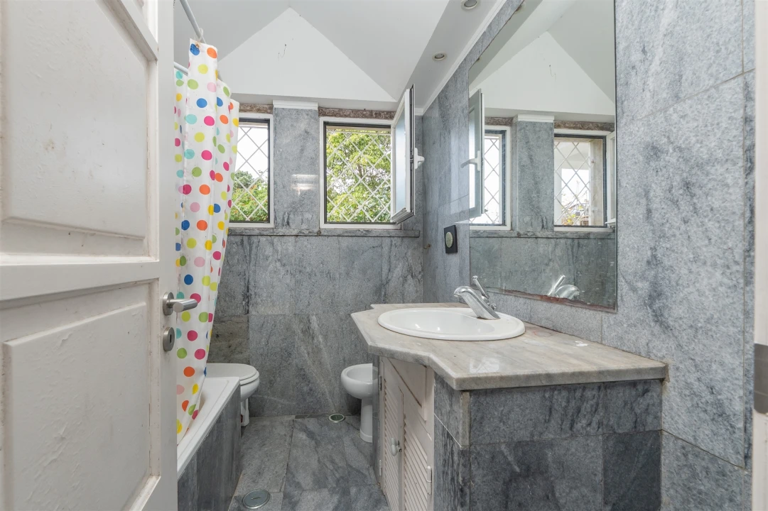 Moradia T5 para Venda em Colares Foto 20