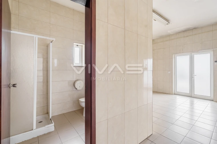 Negócio para Venda em Fornelos e Queijada Foto 15