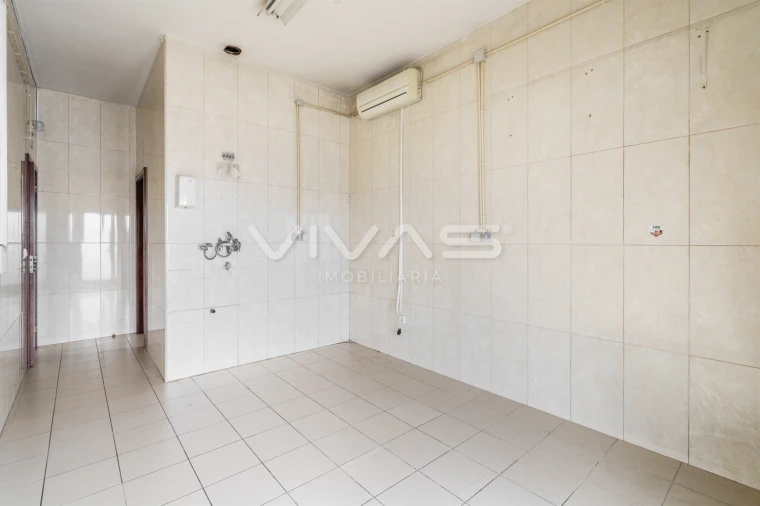 Negócio para Venda em Fornelos e Queijada Foto 14