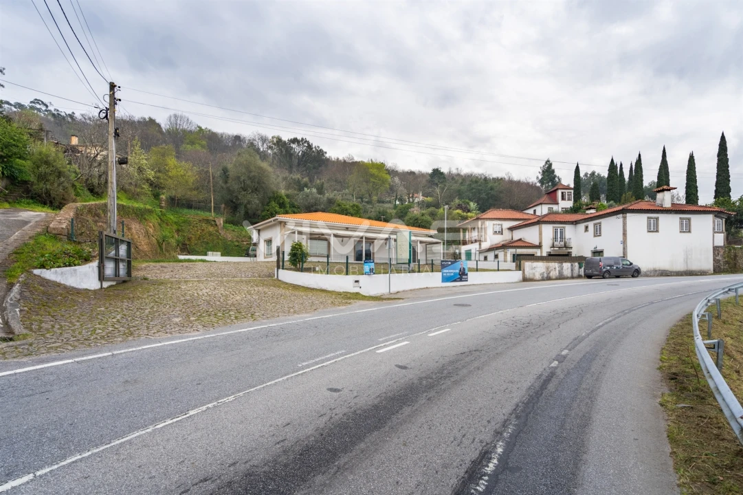 Negócio para Venda em Fornelos e Queijada Foto 19