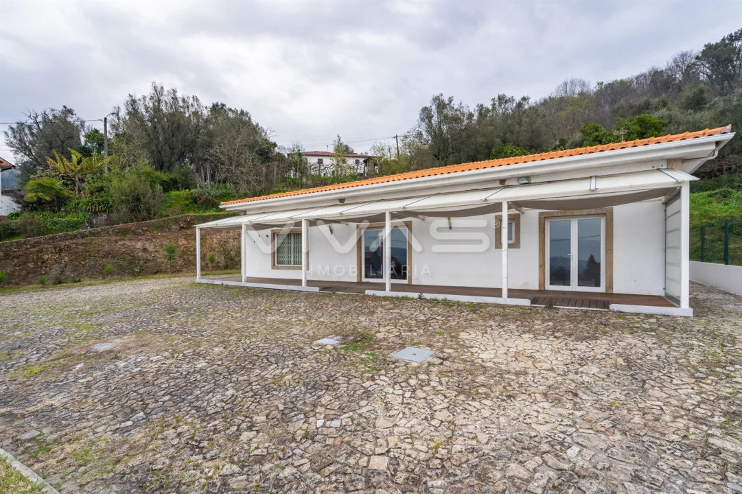 Negócio para Venda em Fornelos e Queijada Foto 17