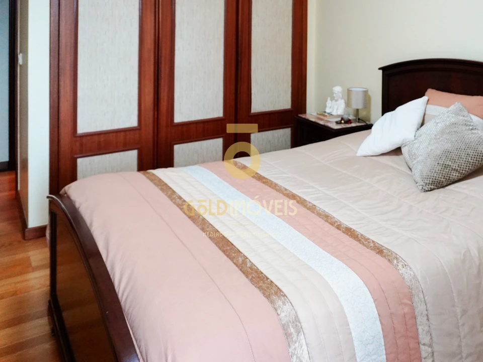 Apartamento T2 para Venda em Canelas Foto 12