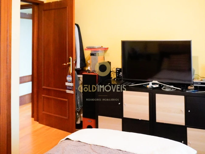 Apartamento T2 para Venda em Canelas Foto 15