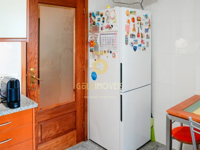 Apartamento T2 para Venda em Canelas Foto 10