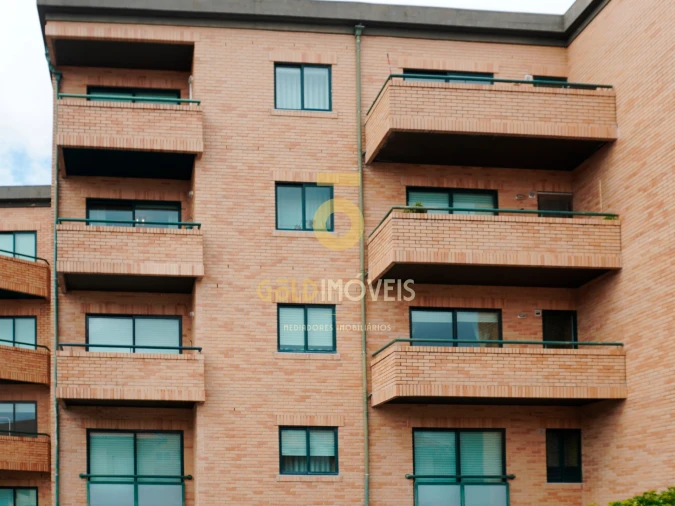 Apartamento T2 para Venda em Canelas Foto 29