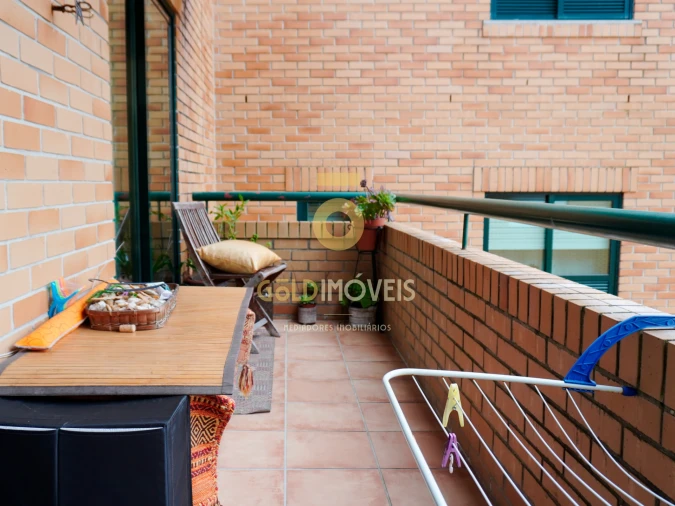 Apartamento T2 para Venda em Canelas Foto 25