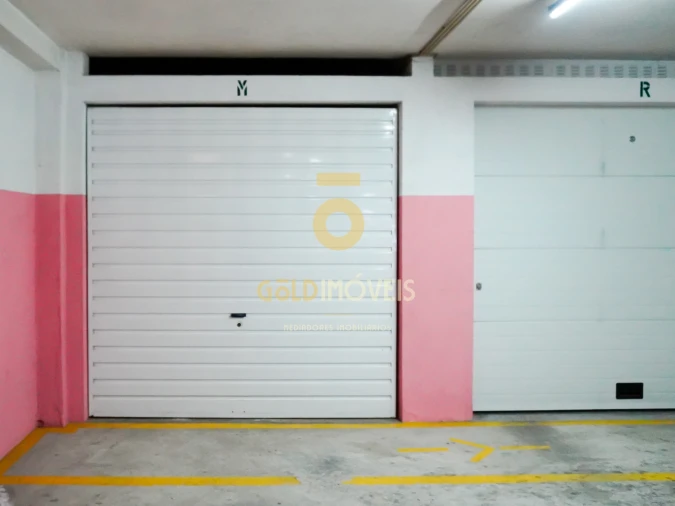 Apartamento T2 para Venda em Canelas Foto 24