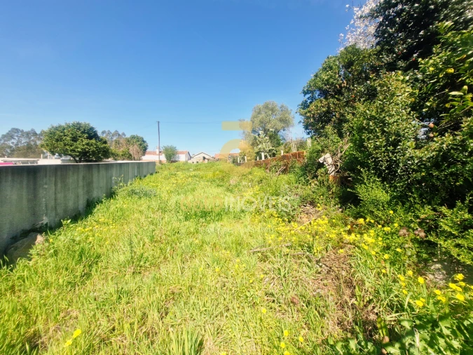 Moradia T2 para Venda em O. Azeméis, Riba-Ul, Ul, Macinhata Seixa, Madail Foto 4