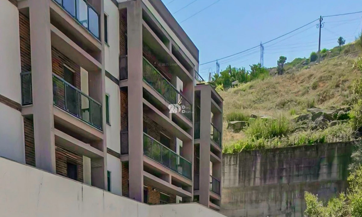 Apartamento T4 para Venda em Tabuaço Foto 26