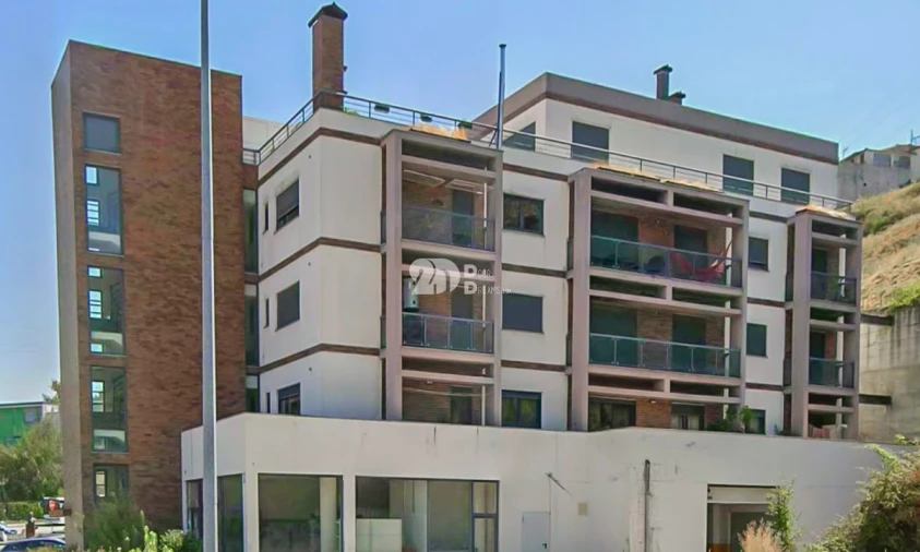 Apartamento T4 para Venda em Tabuaço Foto 1