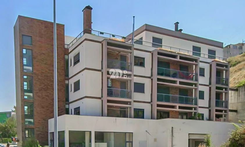 Apartamento T4 para Venda em Tabuaço Foto 10