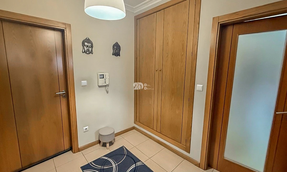 Apartamento T4 para Venda em Tabuaço Foto 3