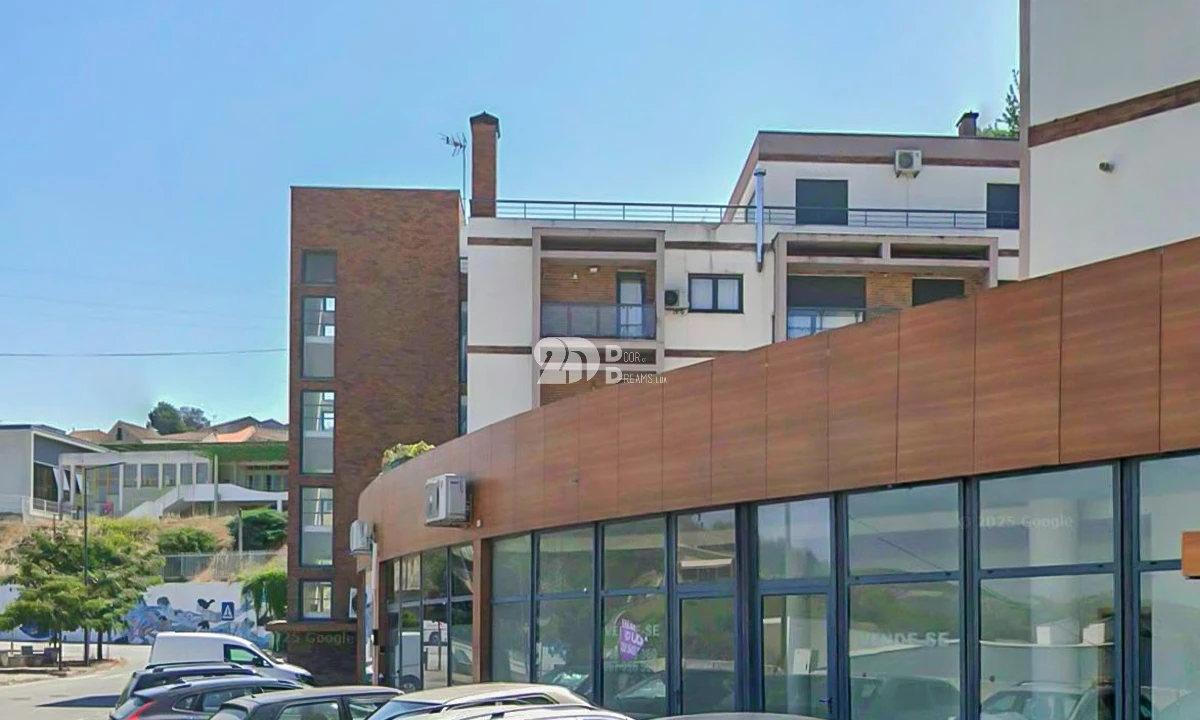 Apartamento T4 para Venda em Tabuaço Foto 9