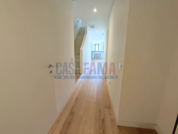 Moradia T3 para Venda em Quarteira