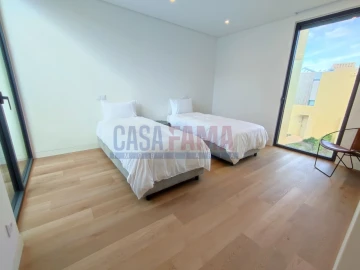 Moradia T3 para Venda em Quarteira