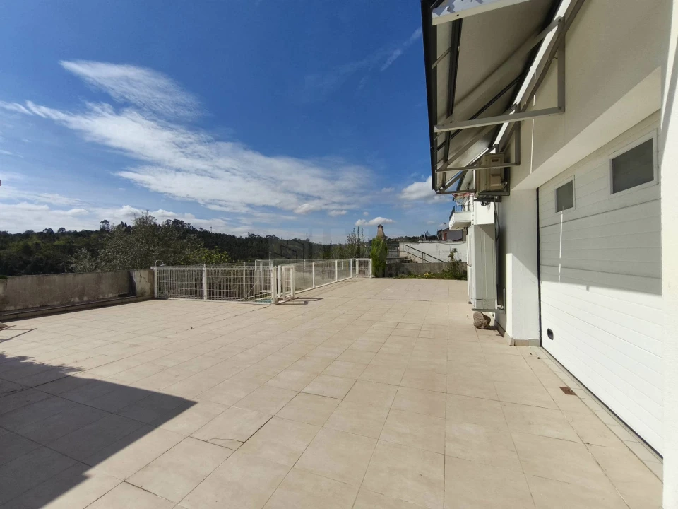 Moradia T9 para Venda em Santa Clara e Castelo Viegas Foto 29