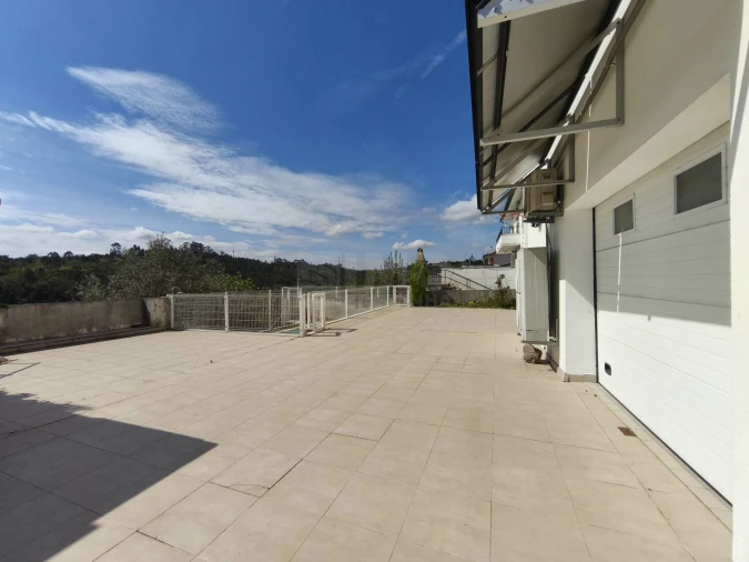 Moradia T9 para Venda em Santa Clara e Castelo Viegas Foto 29