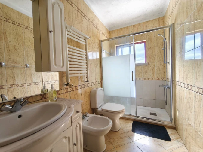 Moradia T9 para Venda em Santa Clara e Castelo Viegas Foto 10