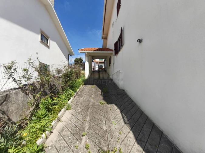 Moradia T9 para Venda em Santa Clara e Castelo Viegas Foto 25