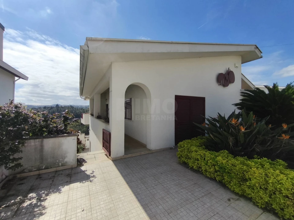 Moradia T9 para Venda em Santa Clara e Castelo Viegas Foto 35