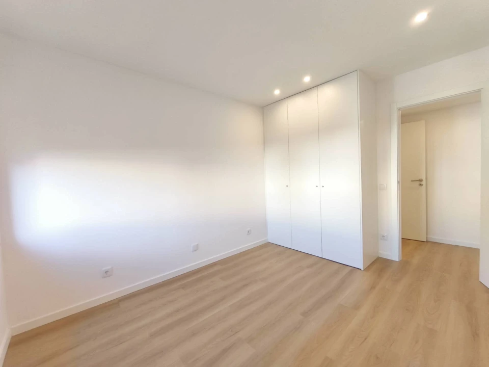 Apartamento T2 para Venda em Sé Nova, Santa Cruz, Almedina e São Bartolomeu Foto 18