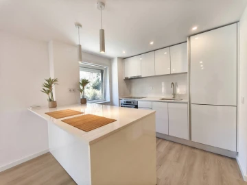 Apartamento T2 para Venda em Sé Nova, Santa Cruz, Almedina e São Bartolomeu