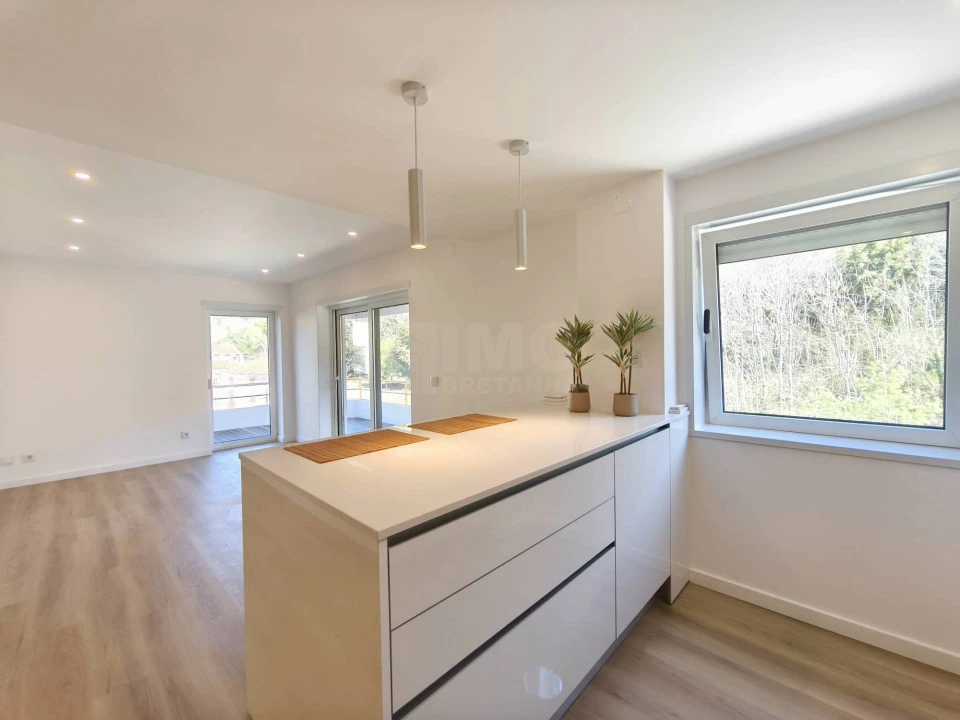 Apartamento T2 para Venda em Sé Nova, Santa Cruz, Almedina e São Bartolomeu Foto 1