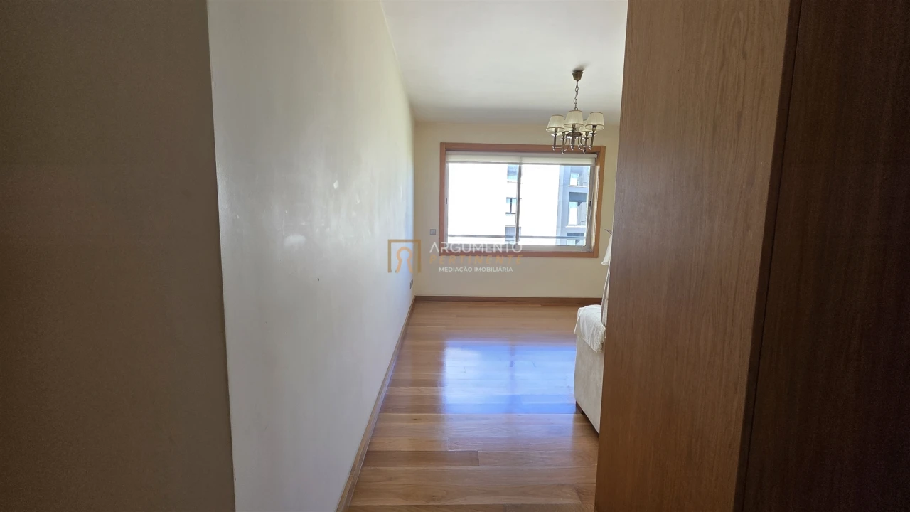 Apartamento T1 para Arrendamento em Cidade da Maia Foto 18
