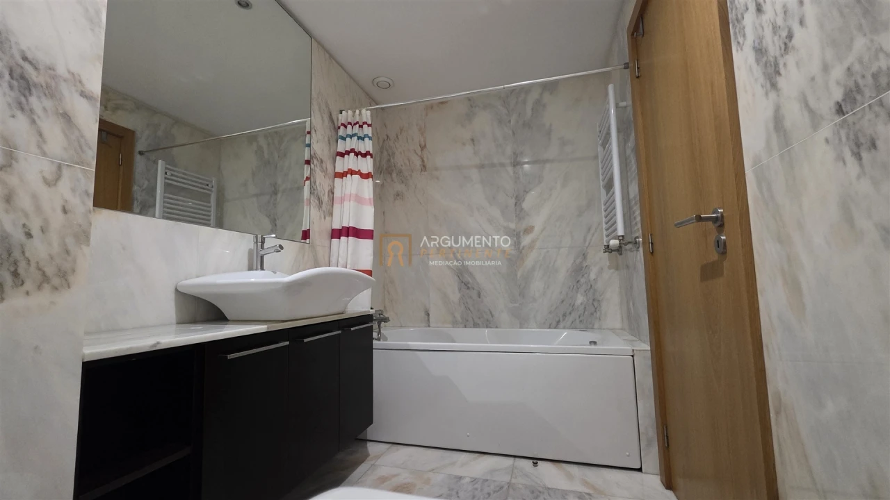Apartamento T1 para Arrendamento em Cidade da Maia Foto 19
