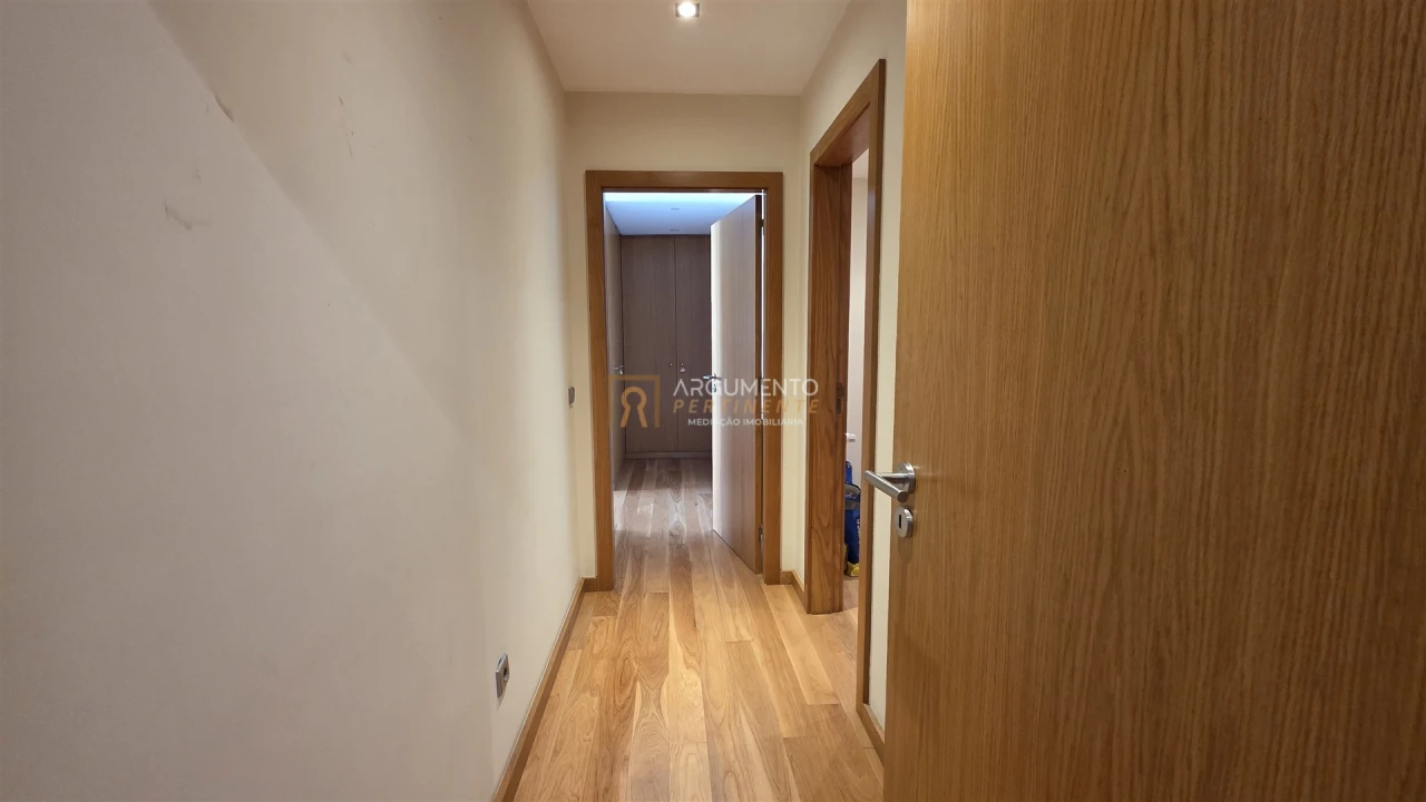Apartamento T1 para Arrendamento em Cidade da Maia Foto 11