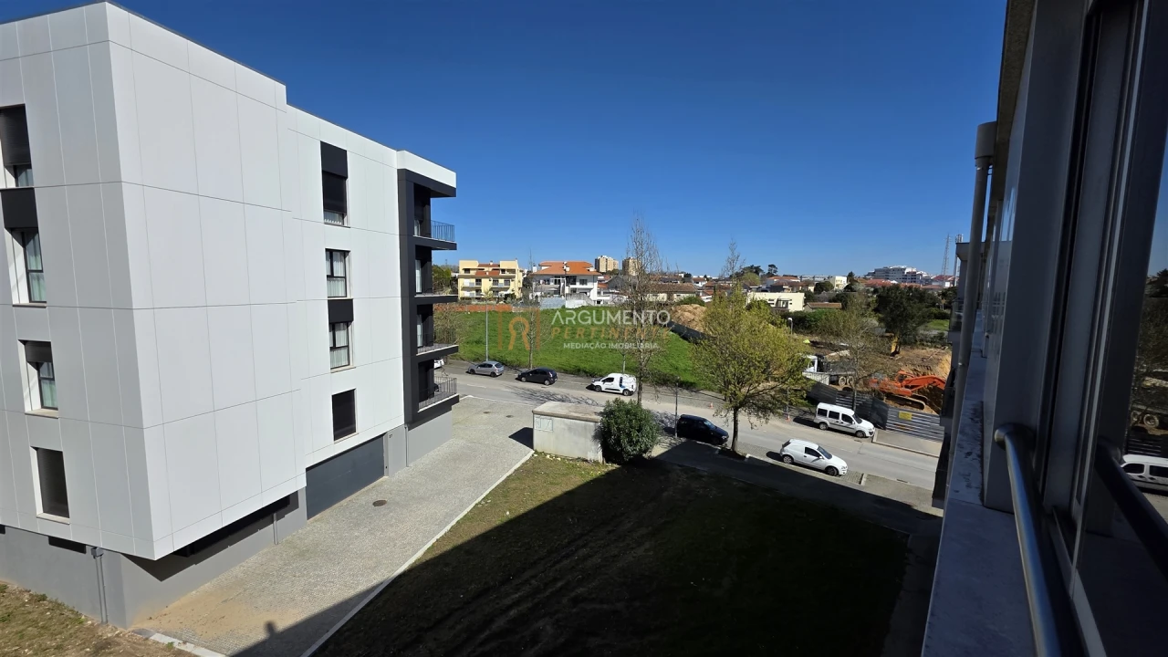 Apartamento T1 para Arrendamento em Cidade da Maia Foto 31