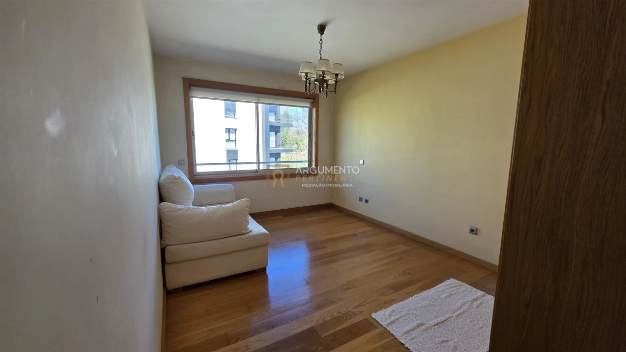 Apartamento T1 para Arrendamento em Cidade da Maia Foto 29
