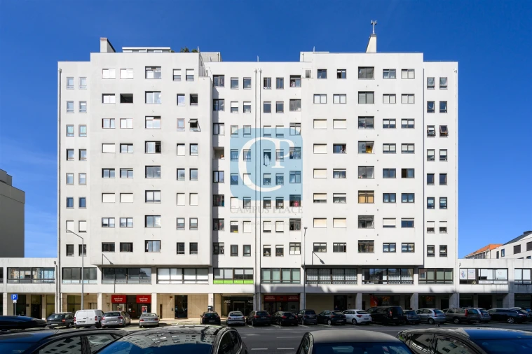 Apartamento T1 para Venda em Cedofeita, Santo Ildefonso, Sé, Miragaia, São Nicolau e Vitória Foto 23