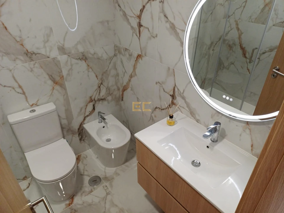 Apartamento T2 para Venda em Buarcos Foto 25