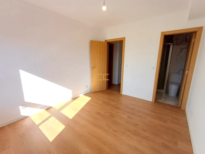 Apartamento T2 para Venda em Buarcos Foto 34