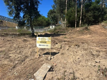 Terreno para Venda em Vilar de Andorinho