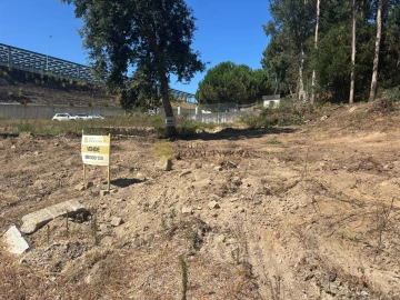 Terreno para Venda em Vilar de Andorinho