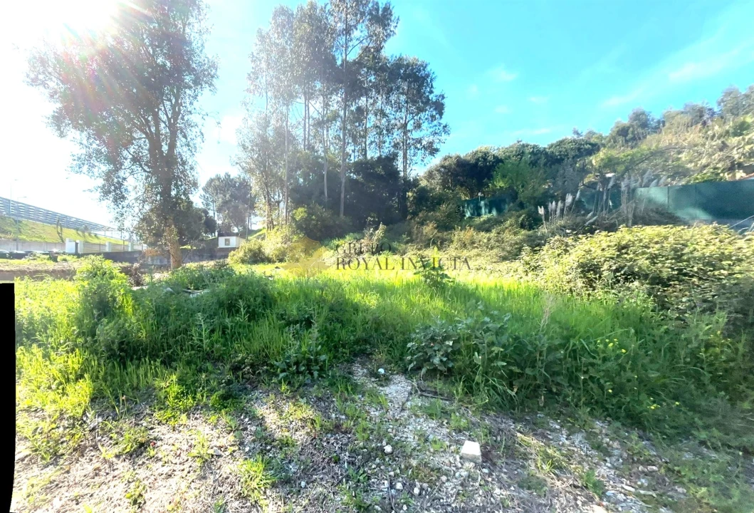 Terreno para Venda em Vilar de Andorinho Foto 20