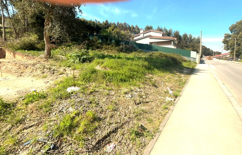 Terreno para Venda em Vilar de Andorinho Foto 18