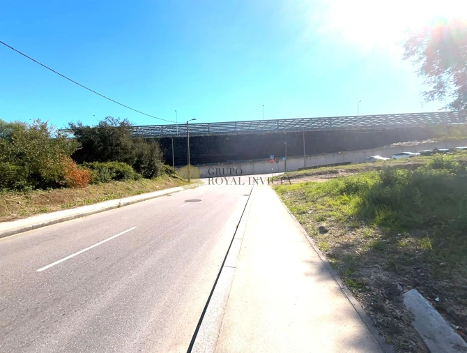 Terreno para Venda em Vilar de Andorinho Foto 23