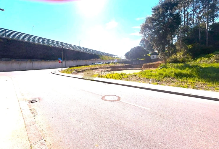 Terreno para Venda em Vilar de Andorinho Foto 22