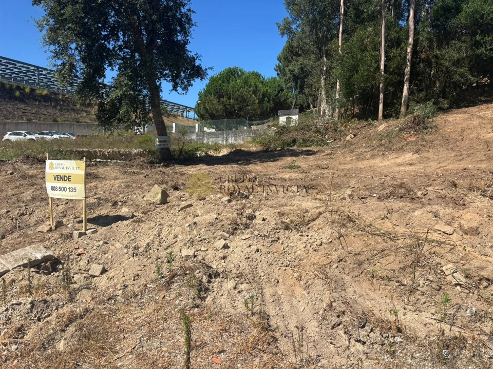Terreno para Venda em Vilar de Andorinho Foto 5