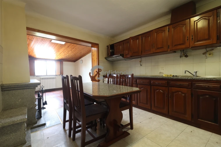 Moradia T2 para Venda em Nespereira Foto 1