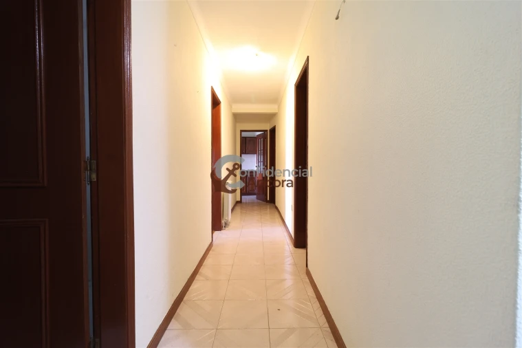 Moradia T2 para Venda em Nespereira Foto 11