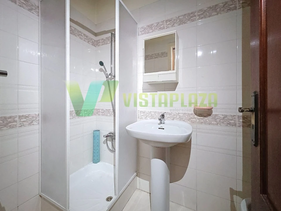 Apartamento T4 para Venda em Areeiro Foto 20