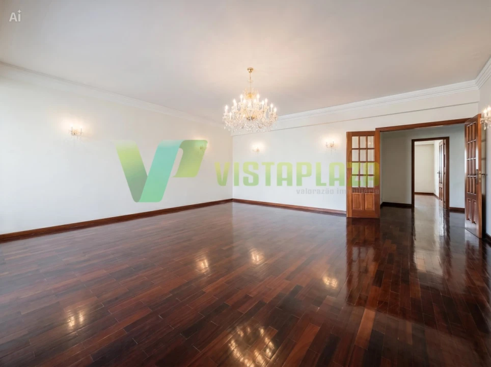 Apartamento T4 para Venda em Areeiro Foto 3