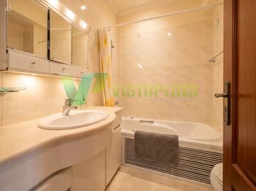 Apartamento T4 para Venda em Areeiro
